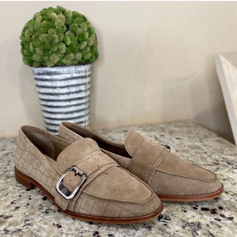 Vince Camuto Womens Taupe Suede Croc Embossed Buckle‎ Loafers Flats Size 10M